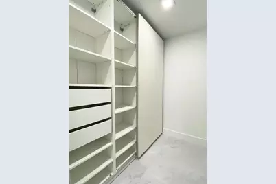 1402 NE 34th St, Oakland Park, FL 33334 - Photo 15