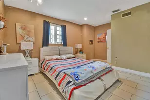 4401 NW 33rd St, Lauderdale Lakes, FL 33319 - Photo 11