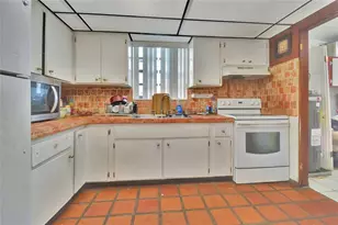 4401 NW 33rd St, Lauderdale Lakes, FL 33319 - Photo 5