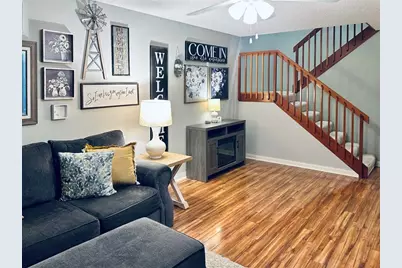 16  Amherst Ct, Unit #C, Royal Palm Beach, FL 33411 - Photo 7