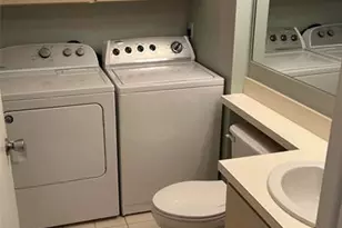 16 Amherst Ct, Royal Palm Beach, FL 33411 - Photo 11