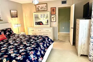 16 Amherst Ct, Royal Palm Beach, FL 33411 - Photo 15