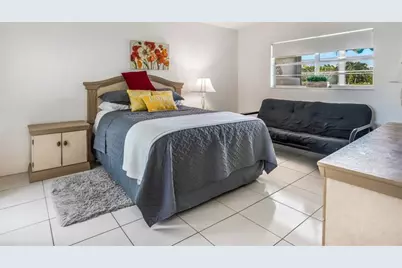 4705 NW 35th St, Unit #411, Lauderdale Lakes, FL 33319 - Photo 5