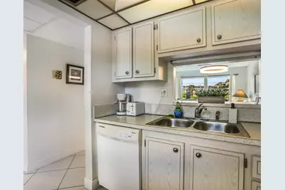 4705 NW 35th St, Unit #411, Lauderdale Lakes, FL 33319 - Photo 9