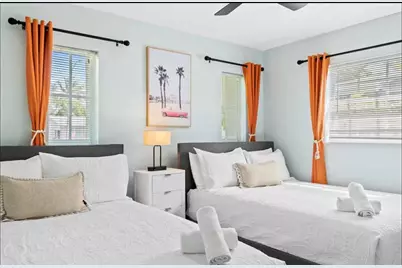 304 SE 4th St, Dania Beach, FL 33004 - Photo 15