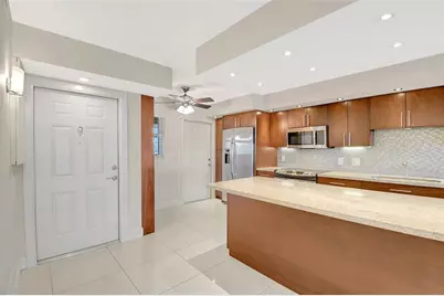 3121 NE 51st St, Unit #404E, Fort Lauderdale, FL 33308 - Photo 11