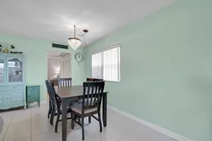 223 Flanders E Unit, Delray Beach, FL 33484 - Photo 9