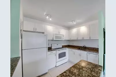223  Flanders E, Unit #E, Delray Beach, FL 33484 - Photo 1