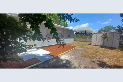1810 S 32nd St, Fort Pierce, FL 34947 - Photo 29