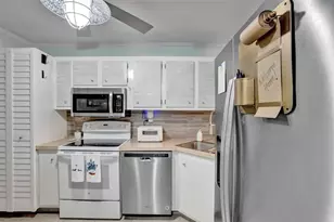 860 SE 6th Ave, Deerfield Beach, FL 33441 - Photo 7