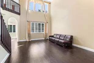 1325 Camellia Cir, Weston, FL 33326 - Photo 7