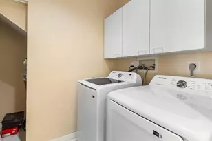 1325 Camellia Cir, Weston, FL 33326 - Photo 27