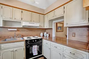 2050 NE 39th St, Lighthouse Point, FL 33064 - Photo 3