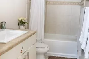 521 N Riverside Dr, Pompano Beach, FL 33062 - Photo 25