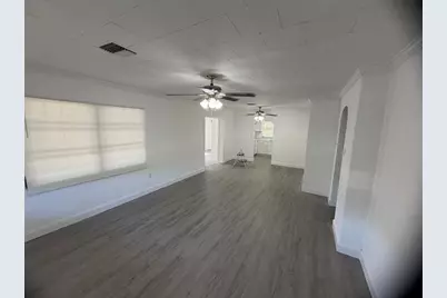 703 N 17th St, Fort Pierce, FL 34950 - Photo 17