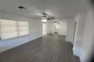 703 N 17th St, Fort Pierce, FL 34950 - Photo 17