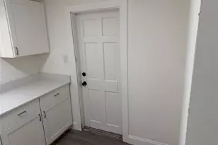 703 N 17th St, Fort Pierce, FL 34950 - Photo 21