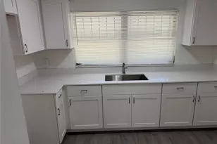 703 N 17th St, Fort Pierce, FL 34950 - Photo 19