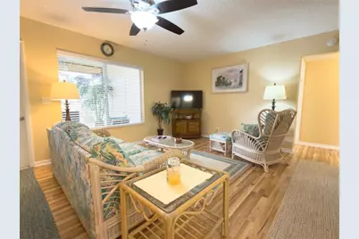 320  Knotty Pine Cir, Unit #A2, Greenacres, FL 33463 - Photo 11