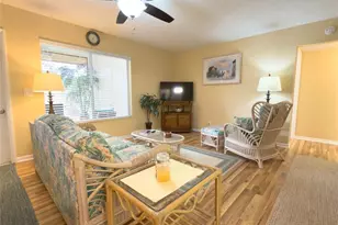 320 Knotty Pine Cir, Greenacres, FL 33463 - Photo 11