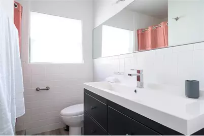 1020 N Victoria Park Rd, Unit #12, Fort Lauderdale, FL 33304 - Photo 19