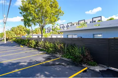 1020 N Victoria Park Rd, Unit #12, Fort Lauderdale, FL 33304 - Photo 23