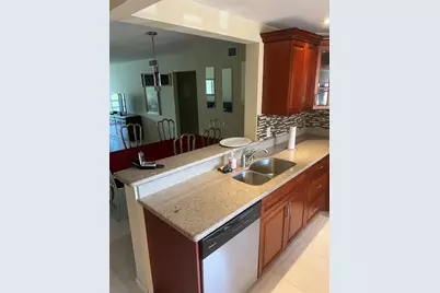 4301  Martinique Cir, Unit #L2, Coconut Creek, FL 33066 - Photo 3