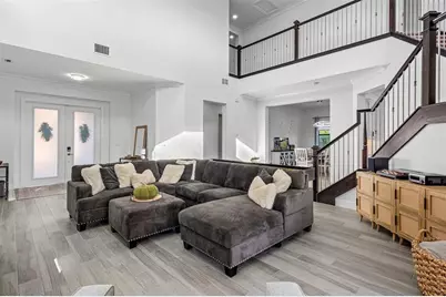 8760 E Baypoint Cir, Parkland, FL 33076 - Photo 11