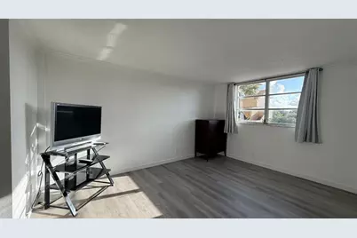 406 NW 68th Ave, Unit #310, Plantation, FL 33317 - Photo 9