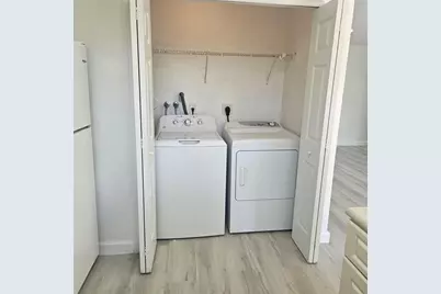 7327 NW 173rd Dr, Unit #104, Hialeah, FL 33015 - Photo 9