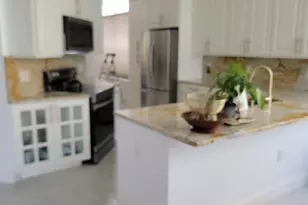 1055 NW 117th Ave, Coral Springs, FL 33071 - Photo 3