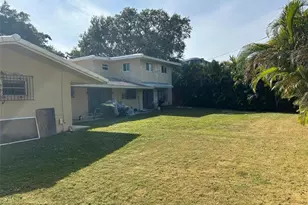 525 NE 58th St, Miami, FL 33137 - Photo 3