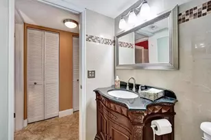 2210 SW 92nd Ter, Davie, FL 33324 - Photo 47