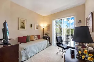 2631 NE 14th Ave Unit, Wilton Manors, FL 33334 - Photo 19