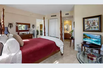 2631 NE 14th Ave, Unit #200, Wilton Manors, FL 33334 - Photo 13