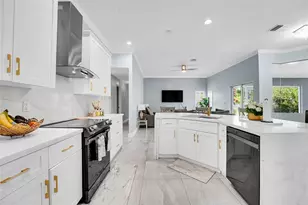 6107 NW Gause Ave, Port Saint Lucie, FL 34986 - Photo 7