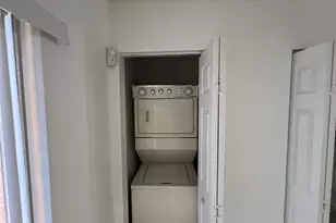 6756 Sienna Club Dr, Lauderhill, FL 33319 - Photo 11