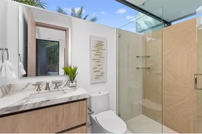 1626 E Lake Dr, Fort Lauderdale, FL 33316 - Photo 51