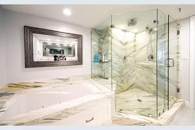 2450  Presidential Way, Unit #1006, West Palm Beach, FL 33401 - Photo 25