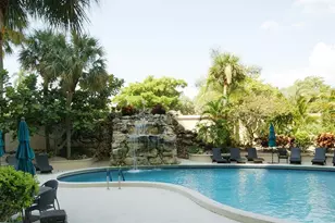 2450 Presidential Way, West Palm Beach, FL 33401 - Photo 67