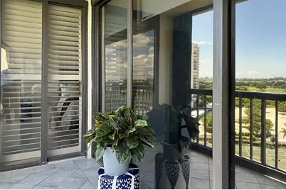 2450  Presidential Way, Unit #1006, West Palm Beach, FL 33401 - Photo 39