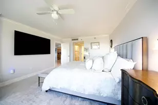 2450 Presidential Way, West Palm Beach, FL 33401 - Photo 19