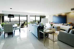 2450 Presidential Way, West Palm Beach, FL 33401 - Photo 1