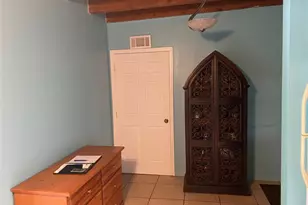 6901 SW 6th St, Pembroke Pines, FL 33023 - Photo 5