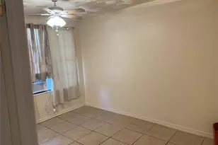 6901 SW 6th St, Pembroke Pines, FL 33023 - Photo 7