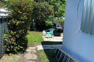 6901 SW 6th St, Pembroke Pines, FL 33023 - Photo 3