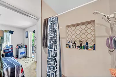 16010 NE 5th Ave, Miami, FL 33162 - Photo 53