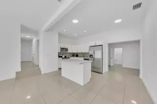 16010 NE 5th Ave, Miami, FL 33162 - Photo 11