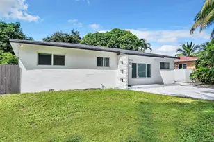 16010 NE 5th Ave, Miami, FL 33162 - Photo 1