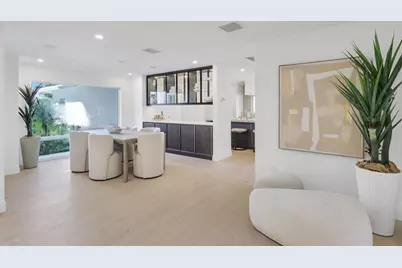 735 NE 6th St, Boca Raton, FL 33432 - Photo 9